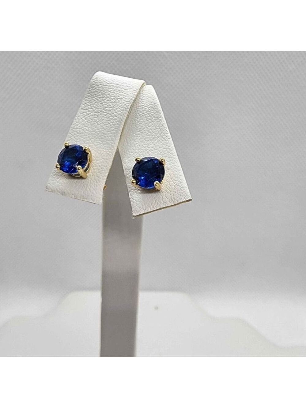 NEW Sterling Silver 925 Royal Blue GemStone Studs - Earrings